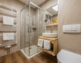 Golfhotel: Neu gestaltetes Badezimmer in den Deluxe Doppelzimmern - Vitalhotel Kaiserhof