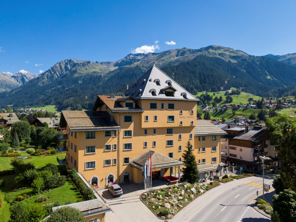 Golfurlaub - PLZ 7524 (Schweiz) - Hotel  - Hotel Vereina Klosters 