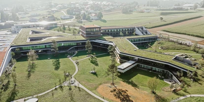 Golfurlaub - Fahrstuhl - Loxone Campus