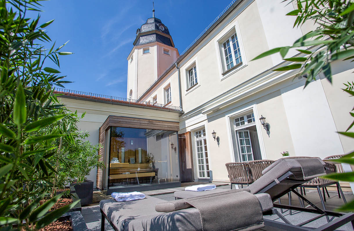 SCHLOSS Hotel Fleesensee Zimmerkategorien Turm Suite mit Terrasse