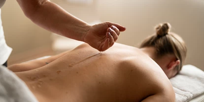 Golfurlaub - PLZ 6707 (Österreich) - Massage - Seehotel am Kaiserstrand