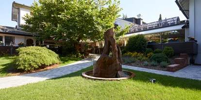 Golfurlaub - Appenweier - Waldhotel Grüner Baum - Haupteigang - Waldhotel Grüner Baum