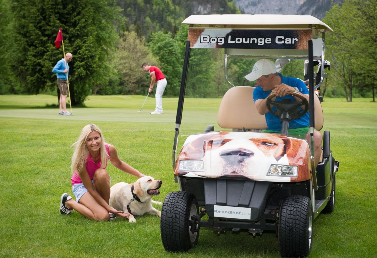 Hotel Gut Brandlhof Ausflugsziele Golfen mit Hund