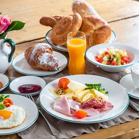 Golfhotel: Genuss-Frühstück - Romantik Spa Hotel Elixhauser Wirt