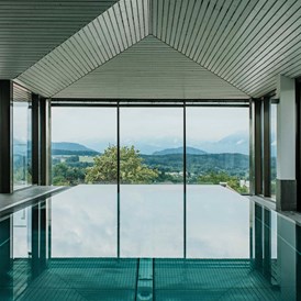 Golfhotel: Infinity Pool - Romantik Spa Hotel Elixhauser Wirt