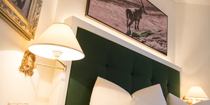 Golfurlaub - Bad und WC getrennt - Stilvoll nächtigen im Hotel Zum Jungen Römer - Hotel Zum Jungen Römer