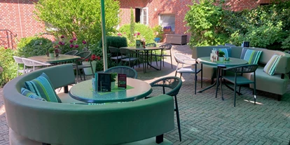 Golfurlaub - Deutschland - Unsere große Gartenterrasse - NordWest-Hotel "Amsterdam"