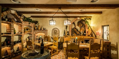 Golfurlaub - Fahrstuhl - Weinkeller - Landhotel Schermer