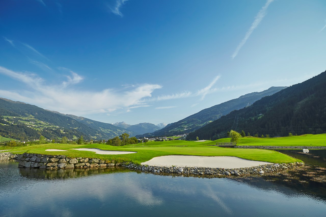Sportresidenz Zillertal ****s Golfeinrichtungen im Detail Hole in One