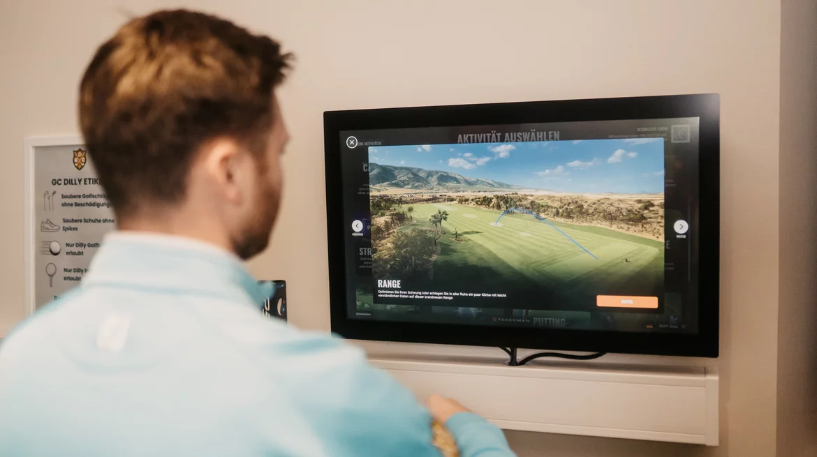 Golfhotel: Indoor-Golfanlage - Dilly - Das Nationalpark Resort