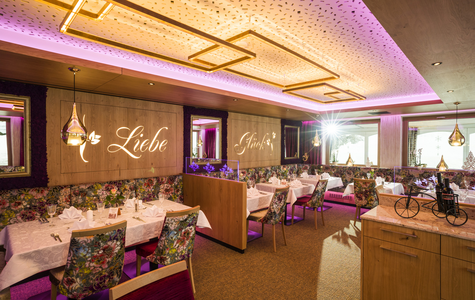 Golfhotel: Restaurant - Liebes Caroline Hotel