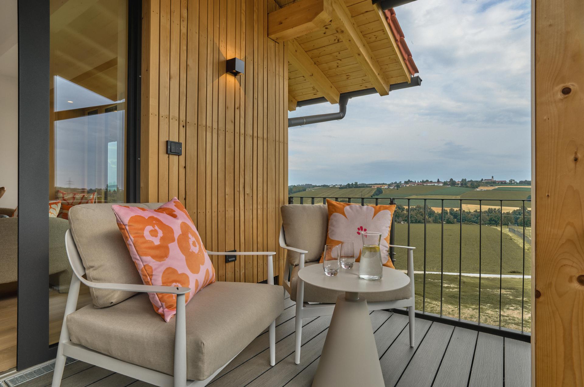 Golfhotel: Terrasse Spa Loft Mit Blick auf den Golfplatz - ANETSEDER - Landhotel, Lofts & Golf