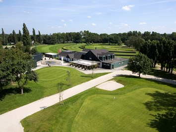 Boutique Hotel Villa am Ruhrufer Golf & Spa Golfeinrichtungen im Detail GOLFCLUB RAFFELBERG