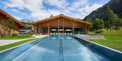 Golfurlaub - PLZ 6707 (Österreich) - Outdoor Pool - Hotel Post Lech