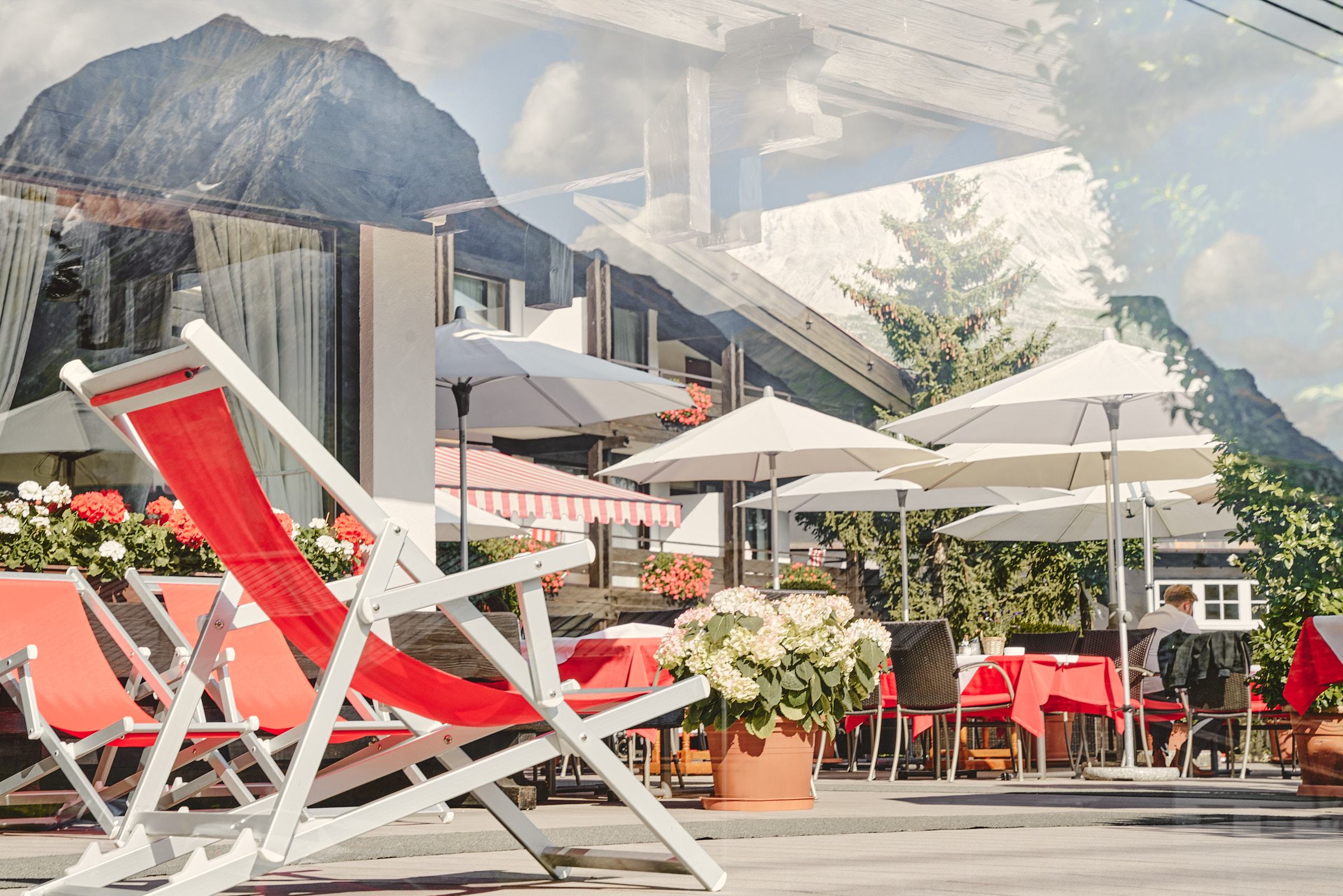 Golfhotel: Sonnenterrasse - Burg Hotel Oberlech