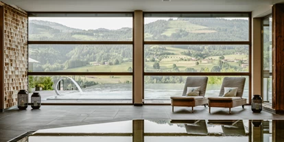 Golfurlaub - PLZ 6707 (Österreich) - Innenpool - Bergkristall - Mein Resort im Allgäu