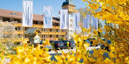 Golfurlaub - Fahrstuhl - Yachthotel Chiemsee