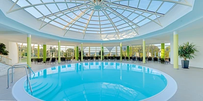 Golfurlaub - Fahrstuhl - Thermen-Oase mit Panorama-Aussicht - Fürstenhof ****s Quellness- und Golfhotel