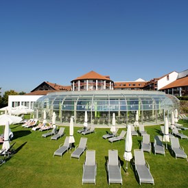 Golfhotel: Liegewiese - Fürstenhof ****s Quellness- und Golfhotel