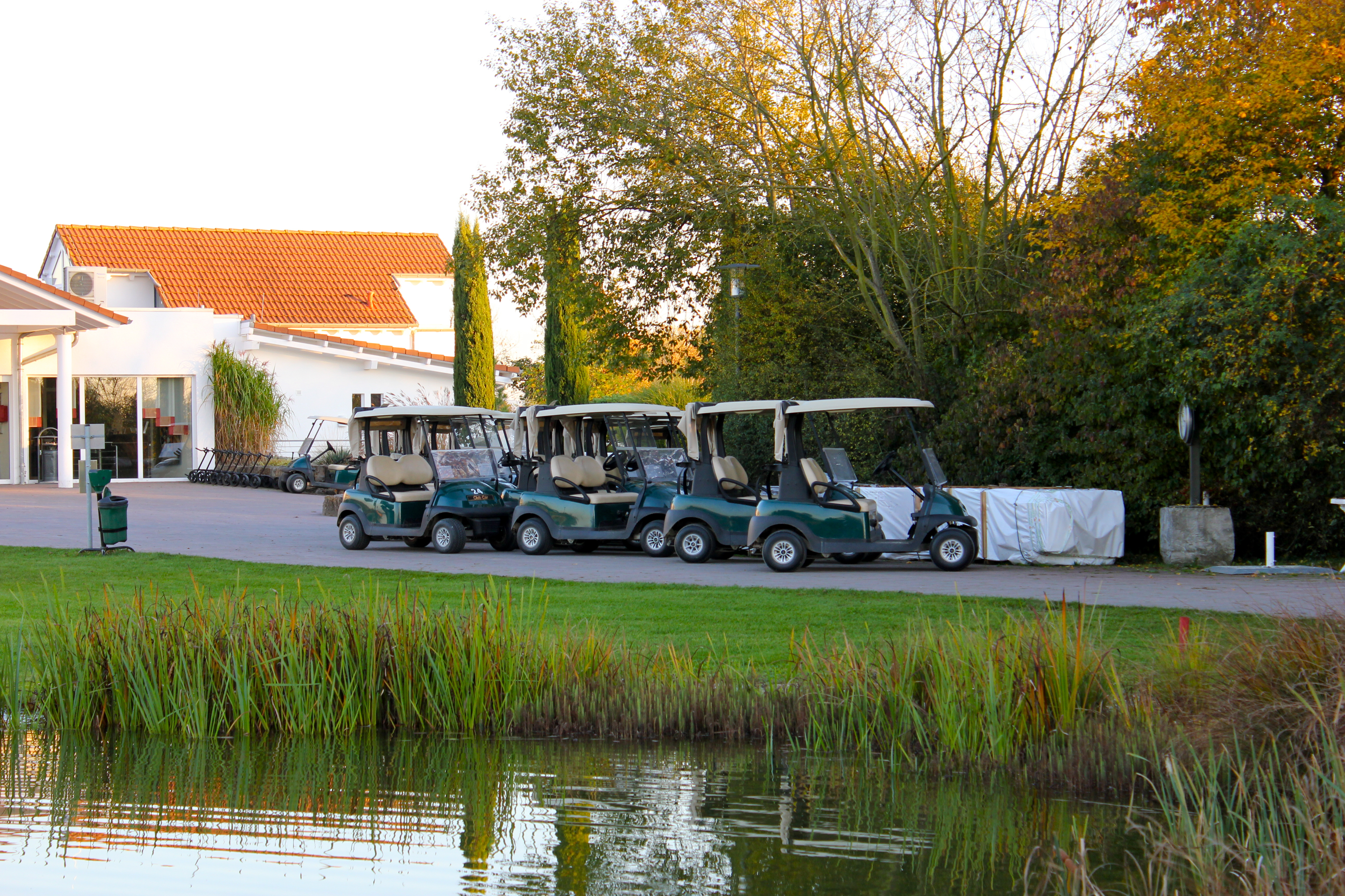 Golfhotel: Golfhotel HOTEL absolute Gernsheim 