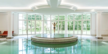 Golfurlaub - Fahrstuhl - Innenpool  - Grand Hotel Heiligendamm