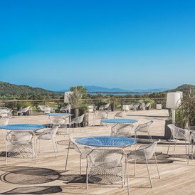 Golfhotel: Restaurant & Bar Terrace (Resort) - Argentario Golf Resort & Spa