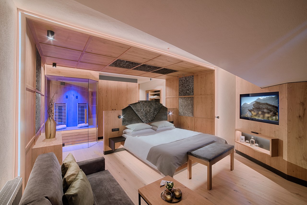 Das Majestic Zimmerkategorien Lumen Suit, Luxuriöse geschmackvoll eingerichtete Suite mit privater Infrarotkabine