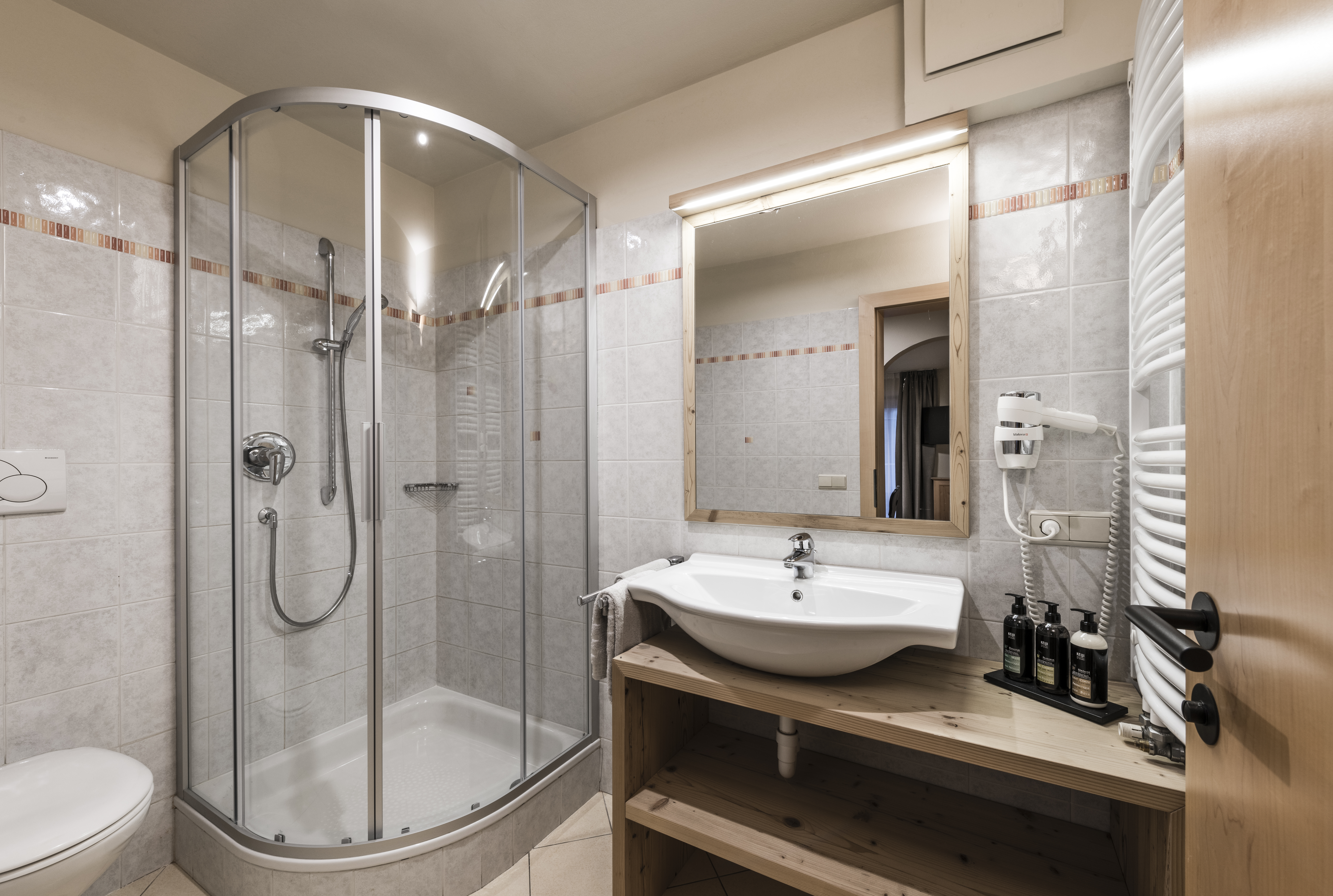 Golfhotel: Presulis Hideaway Apartments & Restaurant