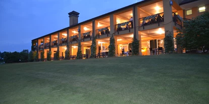 Golfurlaub - Fahrstuhl - CLUBHOUSE - Golf Hotel Castelconturbia