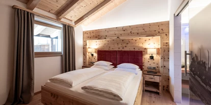 Golfurlaub - Sauna - Doppelzimmer St. Vigil TALBLICK ohne Balkon - Dolomites Nature Hotel Vigilerhof