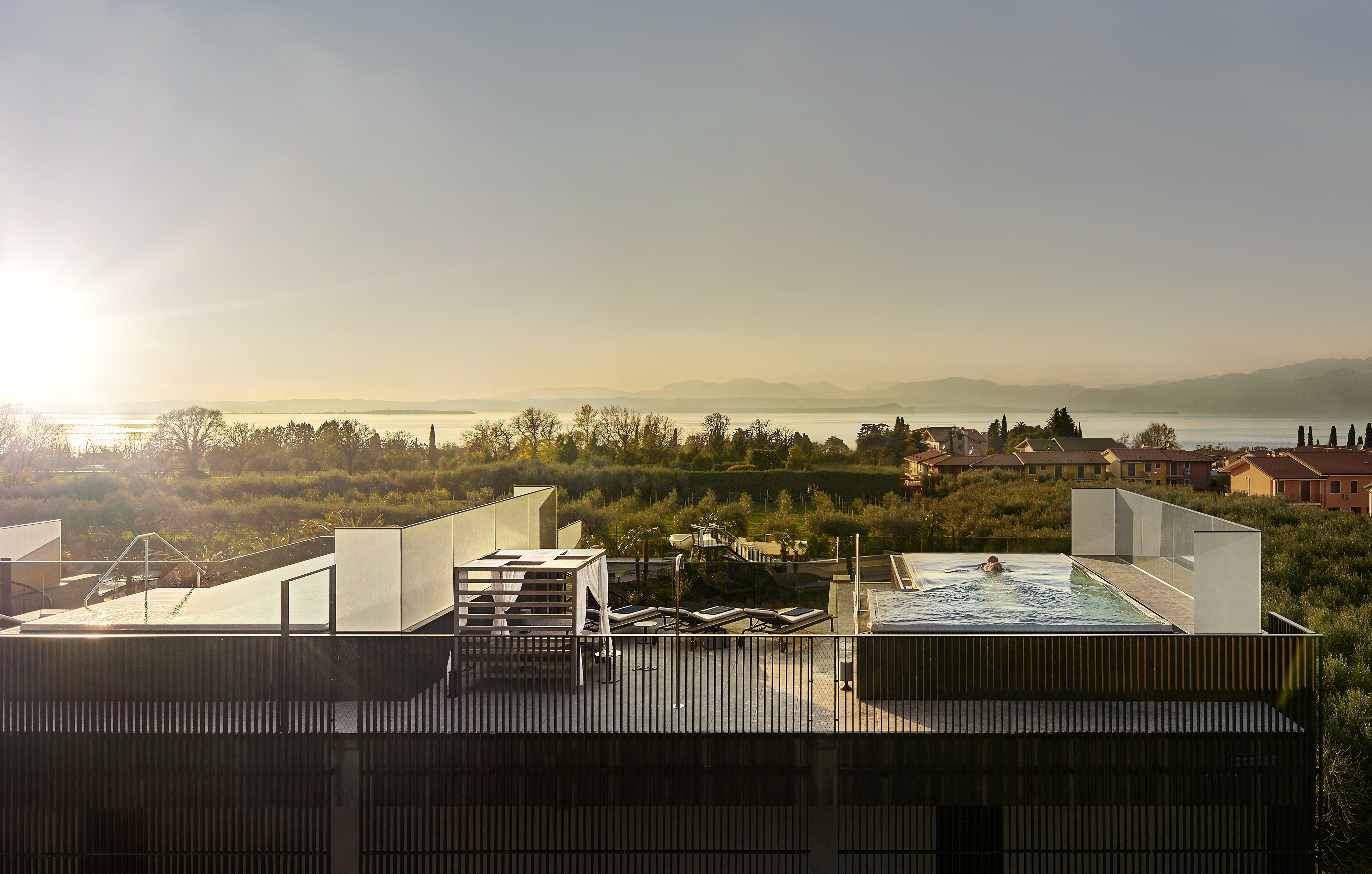 Quellenhof Luxury Resort Lazise Zimmerkategorien Penthouse Pool Villa