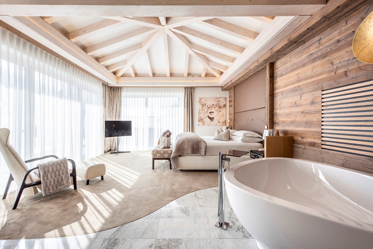 Quellenhof Luxury Resort Passeier Zimmerkategorien Penthouse-Chalet