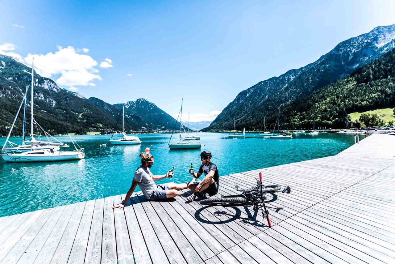 Alpenhotel Tyrol - 4* Adults Only Hotel am Achensee Ausflugsziele Rund um den See bzw. der Seepromenade entlang flanieren